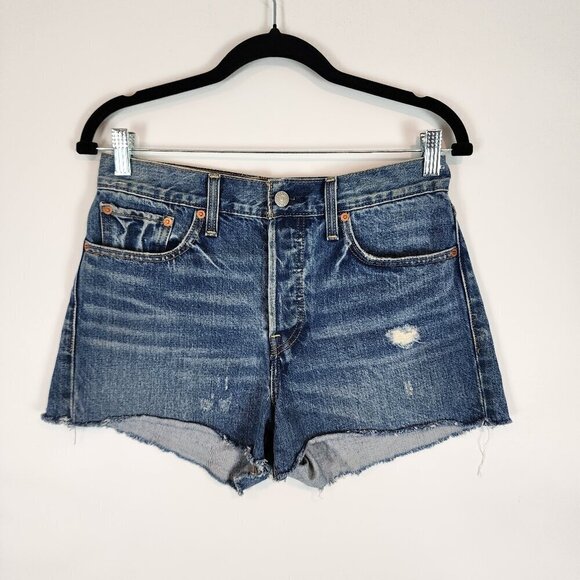 Levi's High Rise‎ Button Fly Wedgie Shorts Distressed Raw Hem Mid Wash Cheeky 28 - Picture 3 of 12